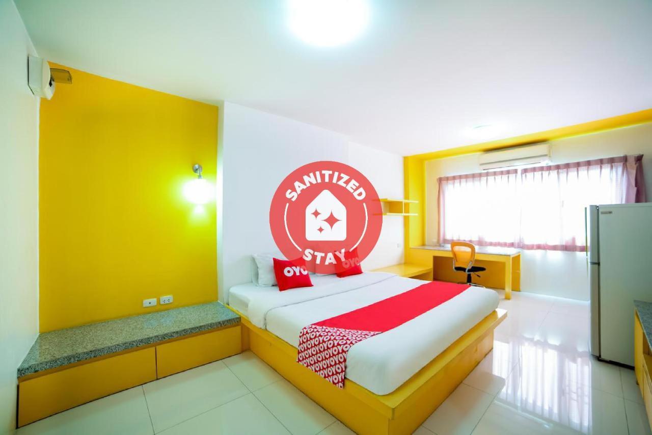 Oyo 460 Int Place Bangkok Zewnętrze zdjęcie