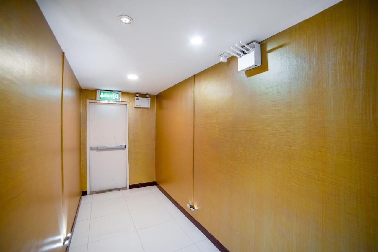 Oyo 460 Int Place Bangkok Zewnętrze zdjęcie