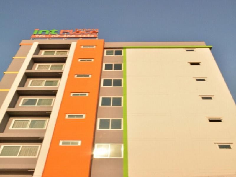 Oyo 460 Int Place Bangkok Zewnętrze zdjęcie