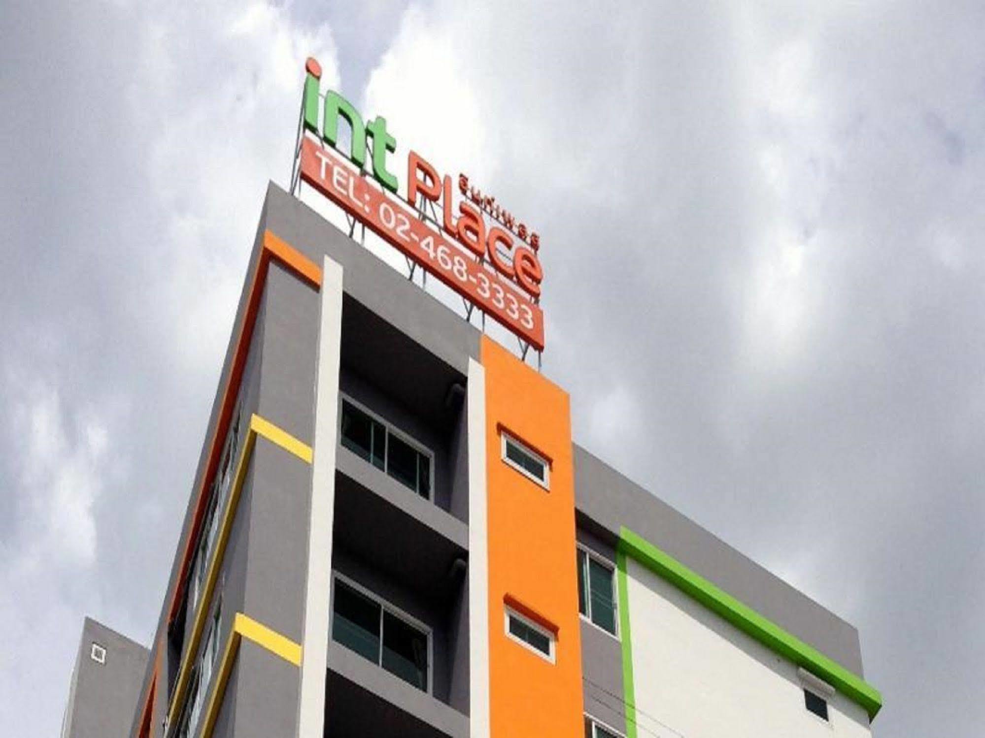 Oyo 460 Int Place Bangkok Zewnętrze zdjęcie