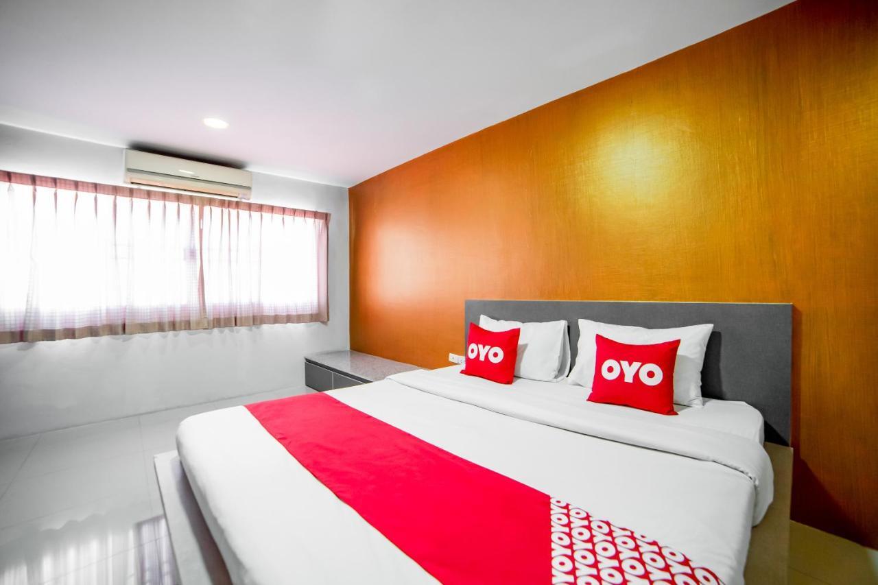 Oyo 460 Int Place Bangkok Zewnętrze zdjęcie